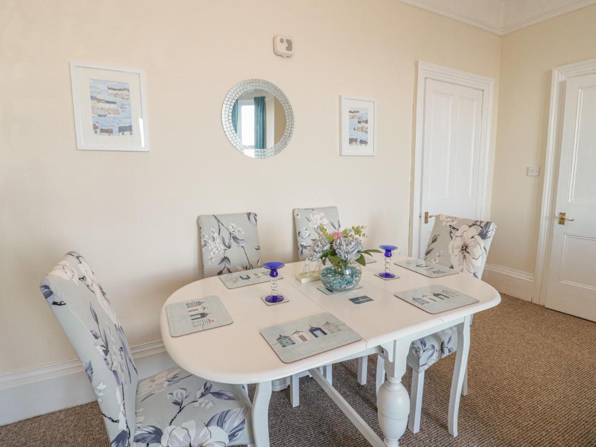 Апартаменти Llys Madoc, First Floor Flat Penmaenmawr Екстер'єр фото